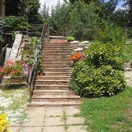 Il Vecchio Mulino Villa Massa Martana Exterior photo