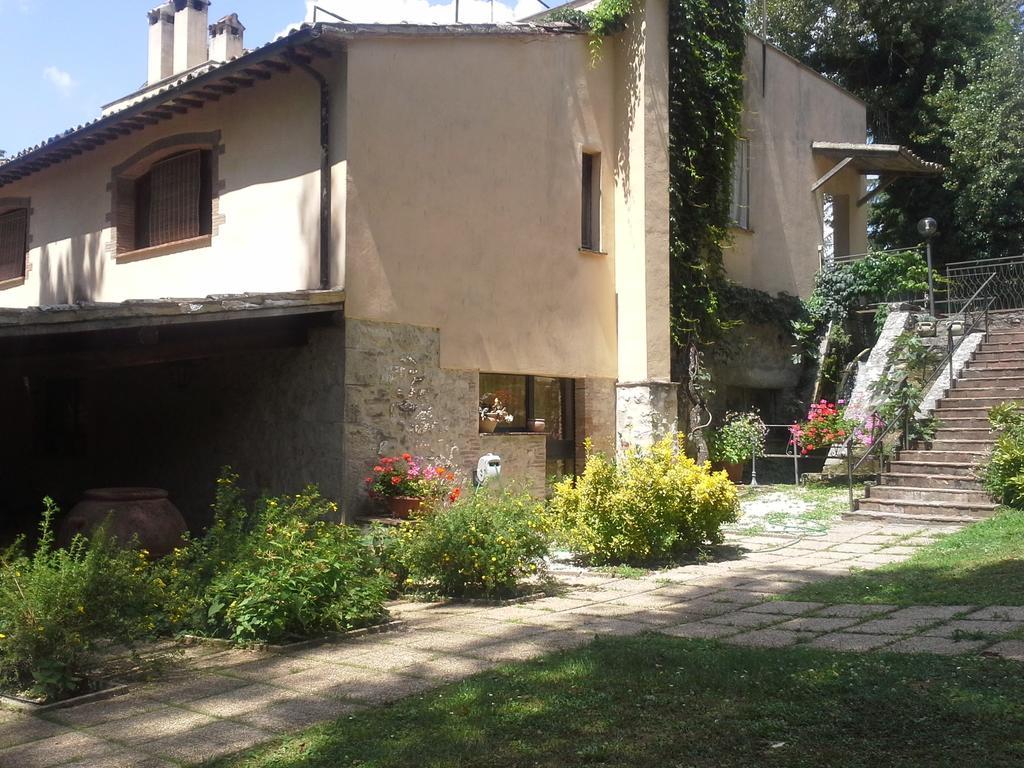 Il Vecchio Mulino Villa Massa Martana Exterior photo
